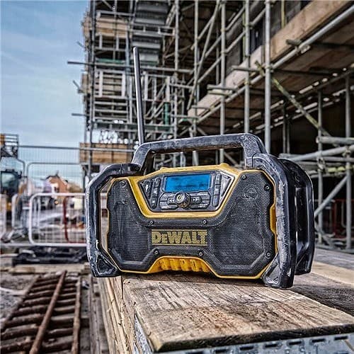 DeWalt DCR029 kompaktni bluetooth radio 12-18V XR, bez baterije - slika 2