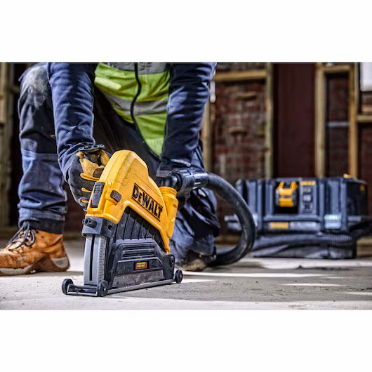 DeWalt DWE46229 štitnik za sečenje betona za ugaonu brusilicu, 230 mm - slika 4