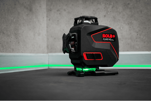 Sola PLANO 4D GREEN linijski laser, sa 3x1.5V AA baterije i koferom - slika 2