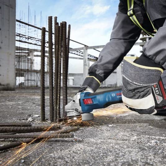 Bosch GWS 18V-11 akumulatorska ugaona brusilica, sa 2x5.0Ah baterije i punjačem, 06019N4103 - slika 3