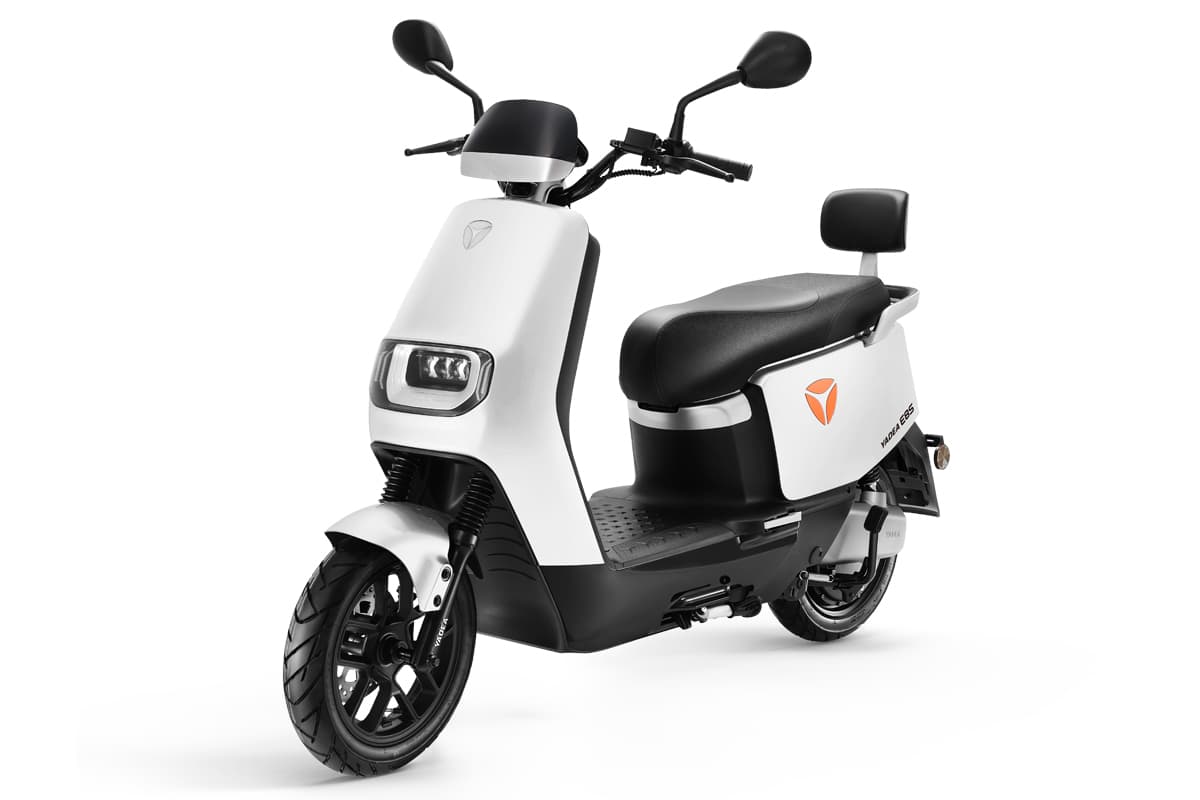 Yadea 079989, Baterijski skuter Yadea E8S 72V 38Ah - beli