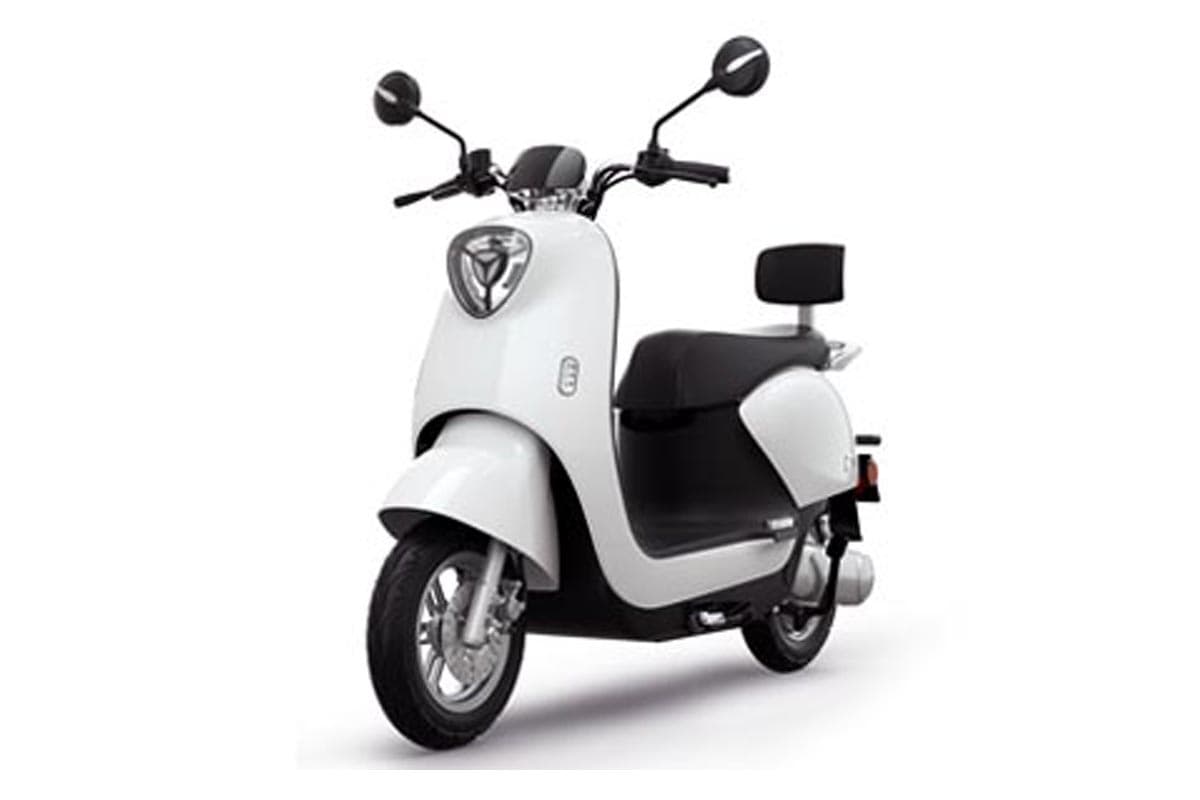 Yadea 079991, Baterijski skuter Yadea M6 72V 20Ah - beli